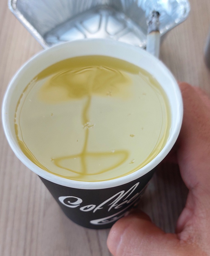 Limonatayı karton bardakta içmek kekoluk mudur 😀?