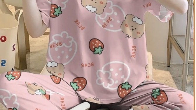 Hangi pijama takımı daha tatlı sizce?