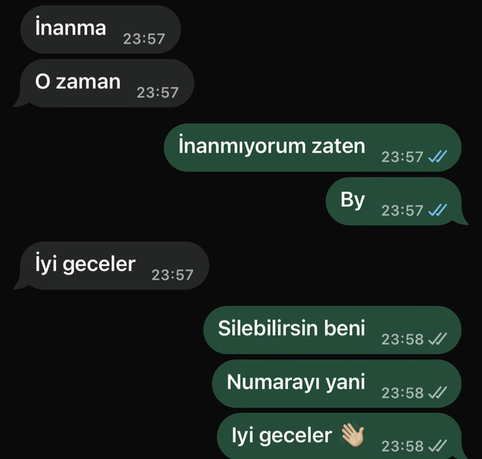 Sevgilim mesajlara 5-6 saat geç cevap verince numarasını silmem sizce aşırı tepki mi?