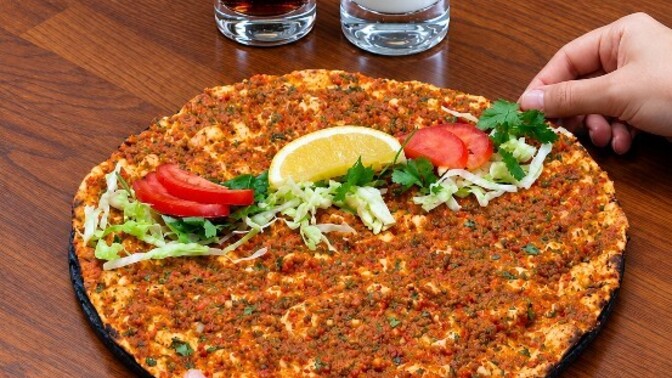 Lahmacun nin yanına ne iyi gider?