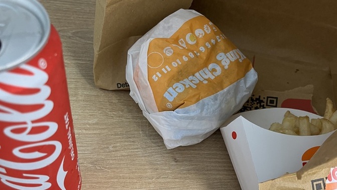 Böyle öğlen yemeği mi olur?