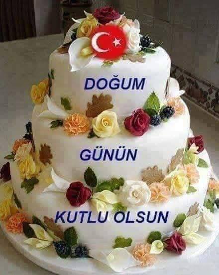 Bugün benim doğum günüm pastam nasıl sizce?