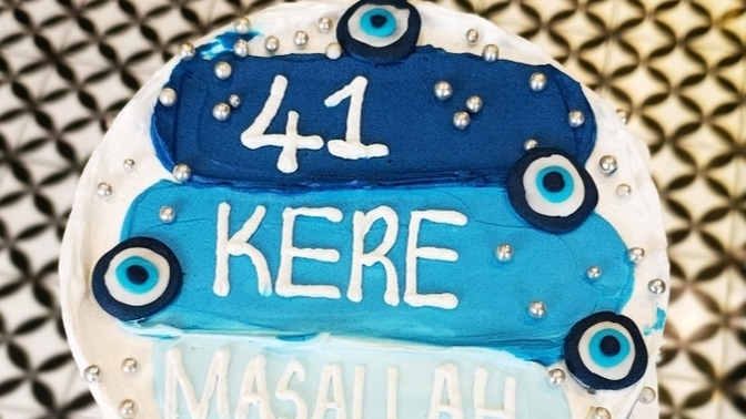 Bugün benim doğum günüm pastam nasıl sizce?
