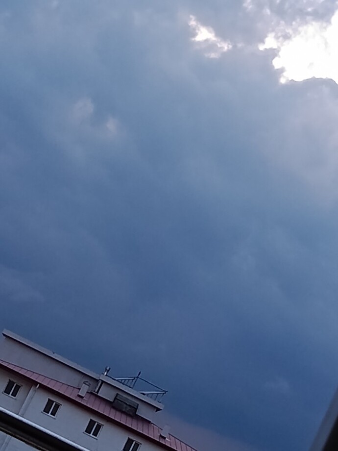 Kasvetli havalarda yanlız hissediyor musunuz?