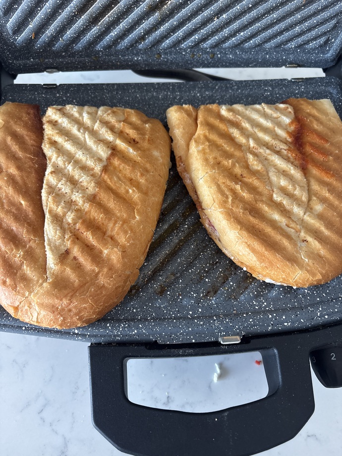Napiyon şu an kanka ?