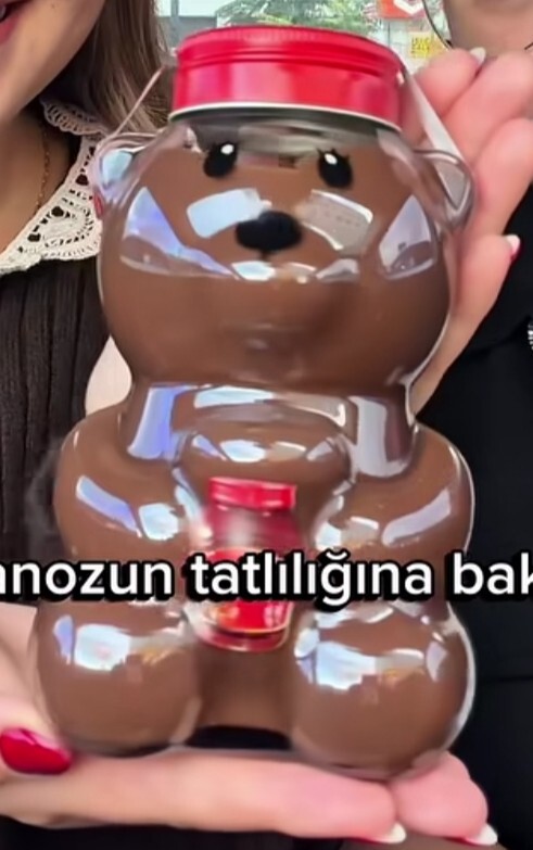 Son çıkan ayıcık çikolata reklamı hakkında ne düşünüyorsunuz en sonunda bana bunu yazdırdılar mı?