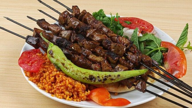 Gece gece canım çekti: Ciğeri Urfalılar mı daha iyi yapıyor, Diyarbakırlılar mı?