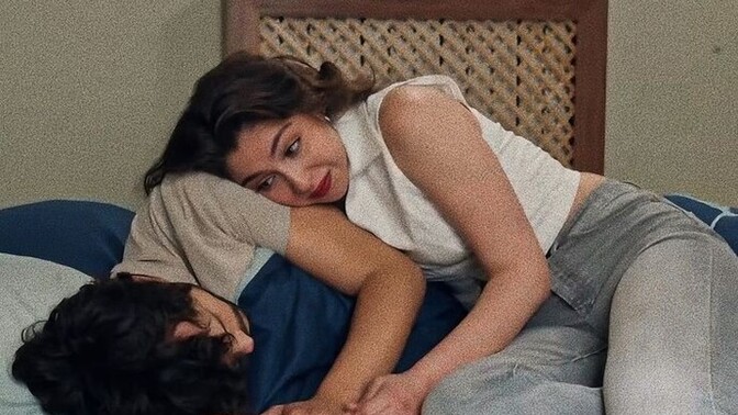 Sabah gözünü açar açmaz size yazan biri var mı?