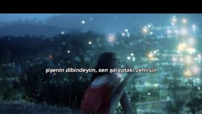 Son zamanlarda aklınıza takılan sürekli söylediğiniz şarkı var mı?