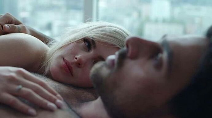 Seks sonrasında (post-sex) nasıl bir yakınlık istersin? Sarılmak mı, konuşmak mı, yoksa yalnız kalmak mı?