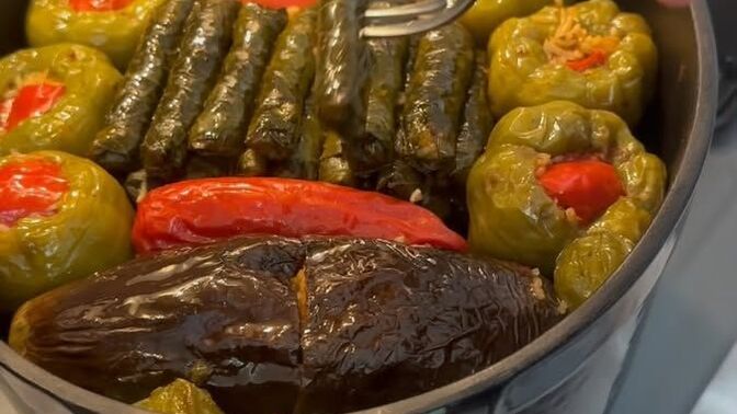 Biber dolması mı yaprak sarma mı?