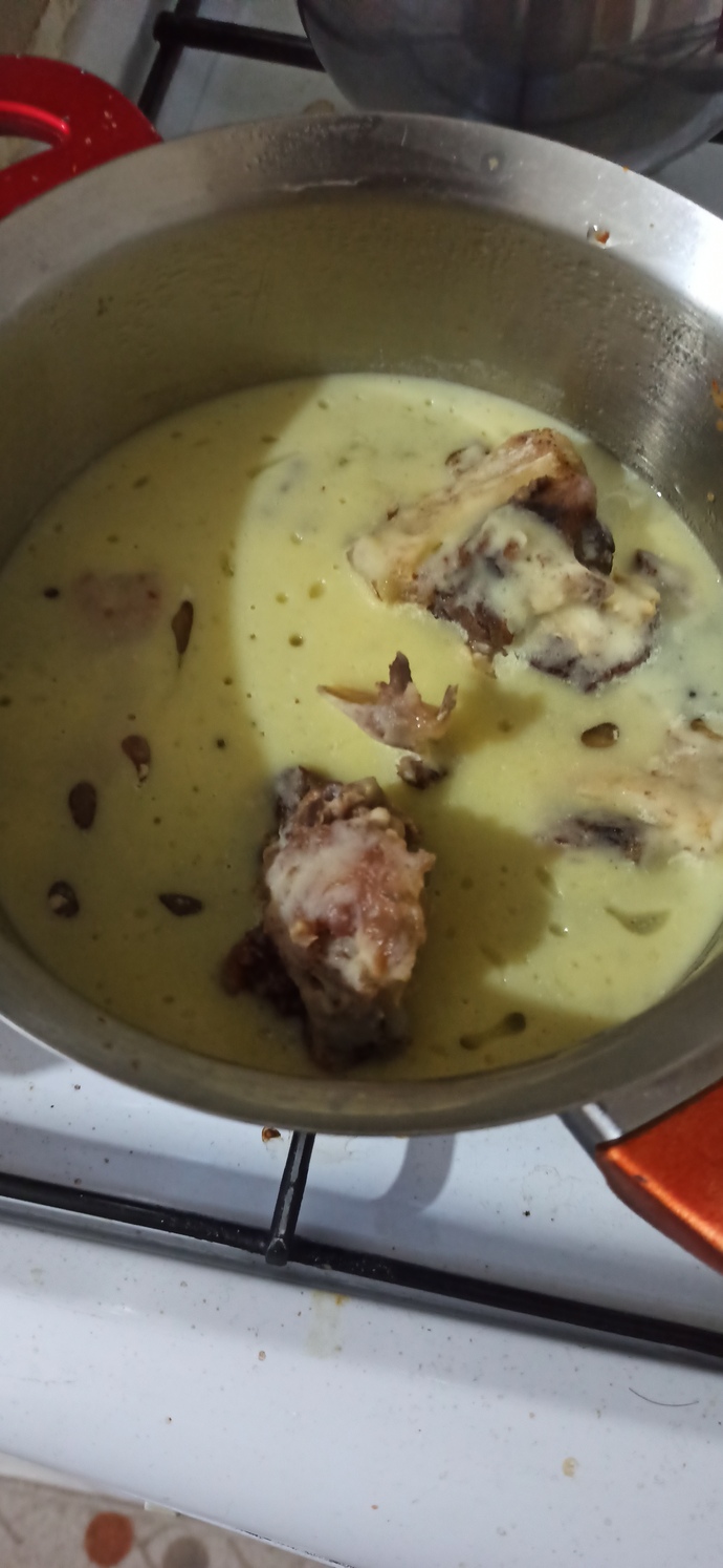Yemeklerde bulyon mu, doğal et suyu mu daha çok kullanırsınız?