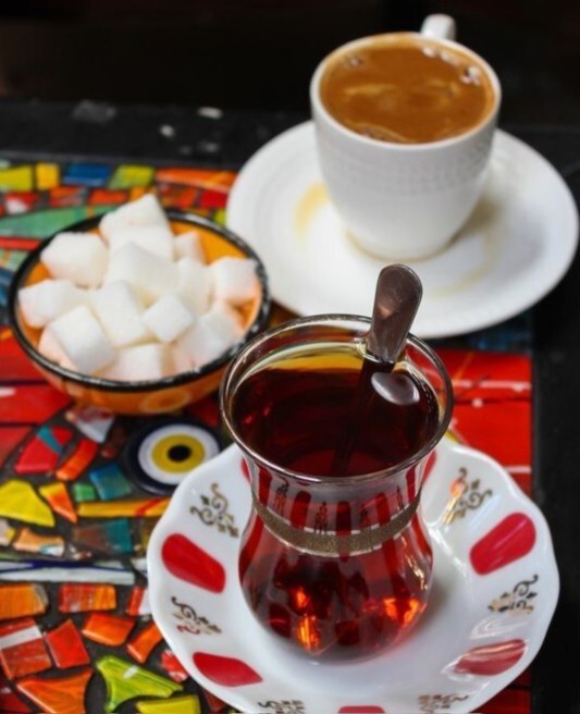 Tercihiniz çay mı, yoksa kahve mi?