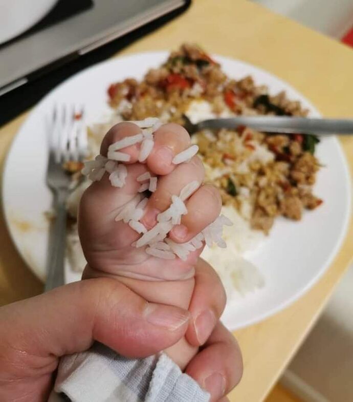 Dünyanın en hızlı şeyi gerçekten bebek eli mi😅😄?