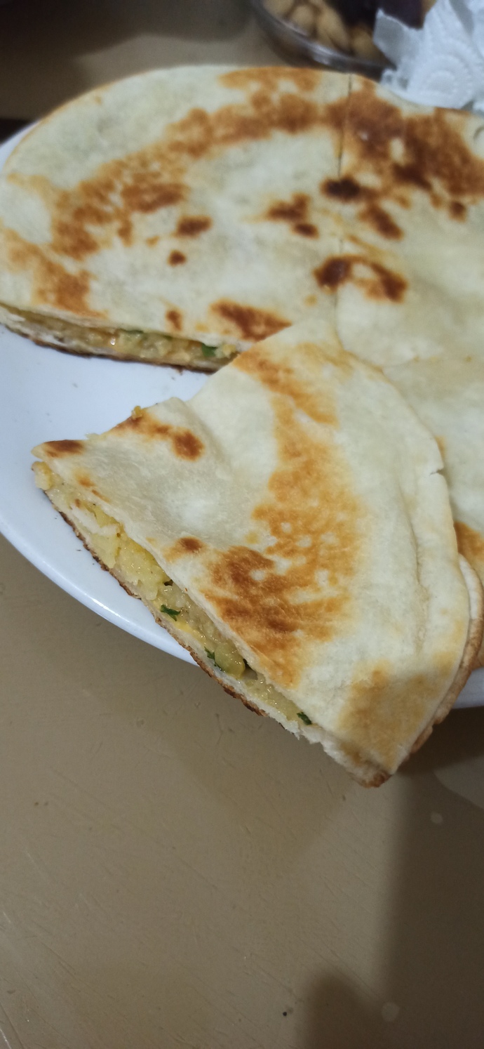 Patatesli gözleme mi sahanda yumurta mı?
