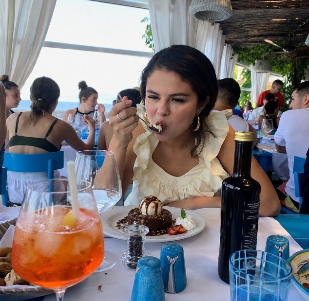 Her gün tatlı yiyen kızdan olur mu?