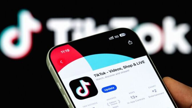 Tiktok kullanmayan kaç kişi kaldık?