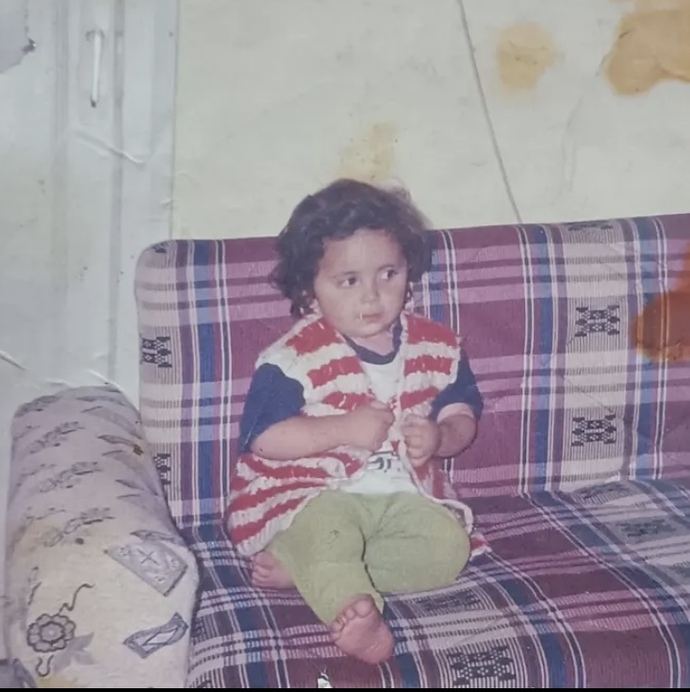 KS beybileri, çocukluk fotoğraflarımızı paylaşalım mı? İlk fotoğraf benden 😃?