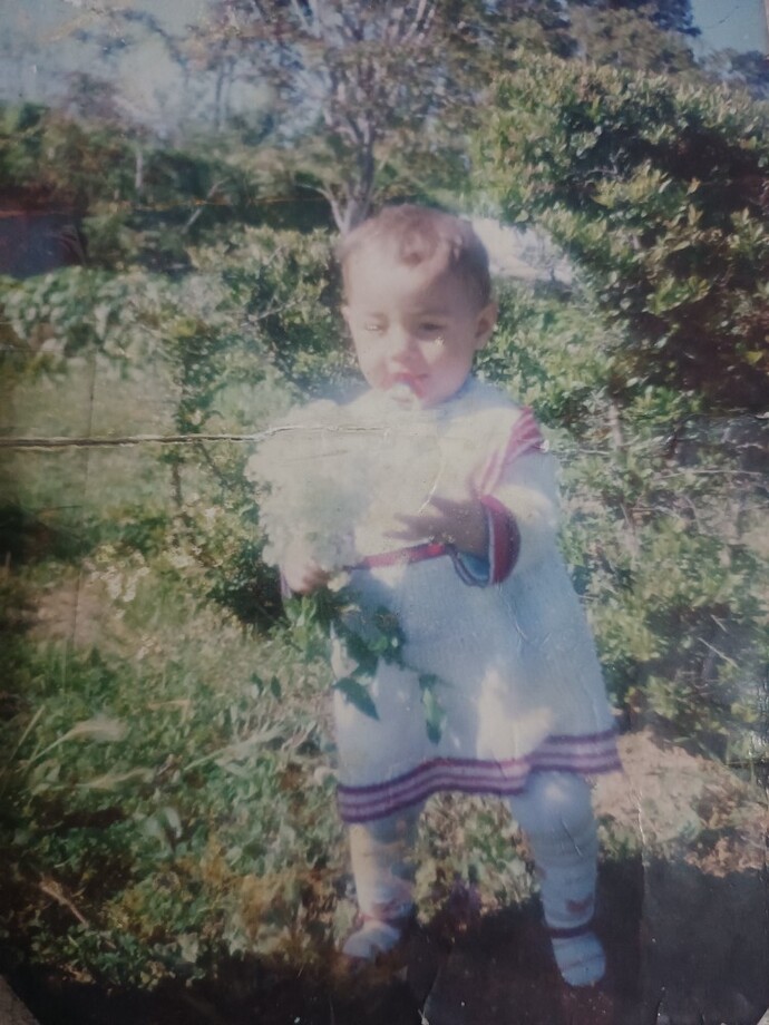 KS beybileri, çocukluk fotoğraflarımızı paylaşalım mı? İlk fotoğraf benden 😃?