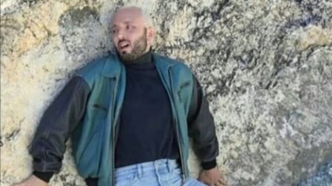 Yolda akrabalarınızdan birini görünce görmezden gelip saklanır mısınız?