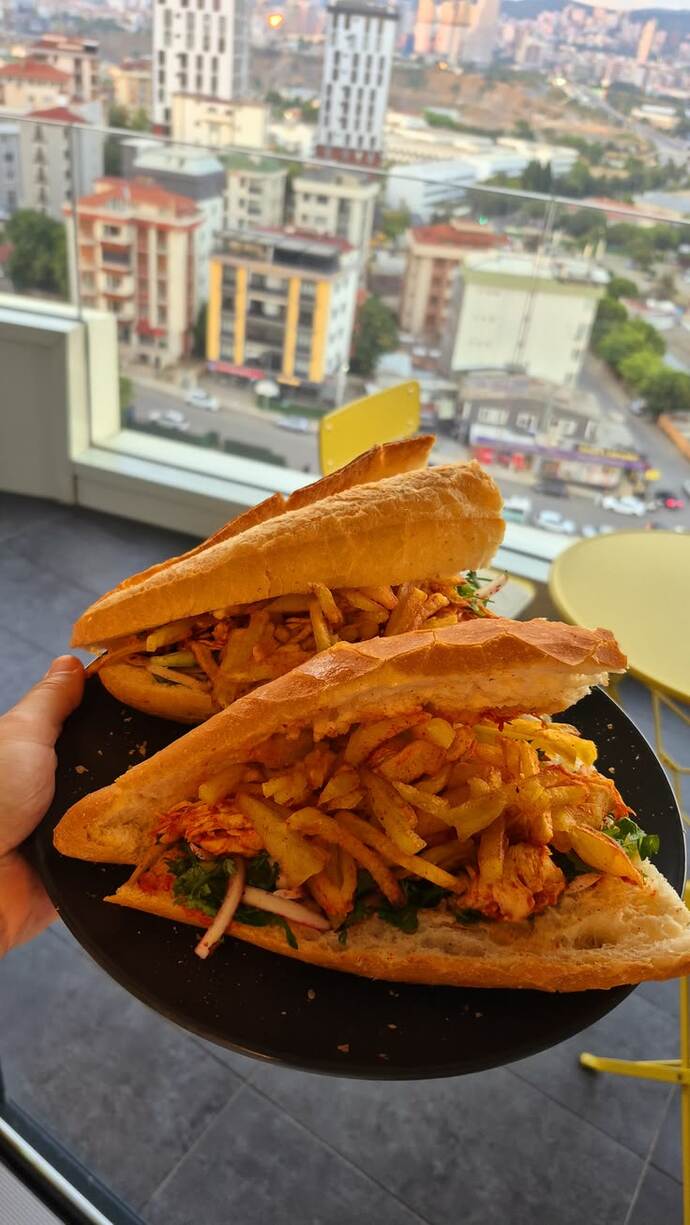 Ekmek arası dönerle aranız nasıl?