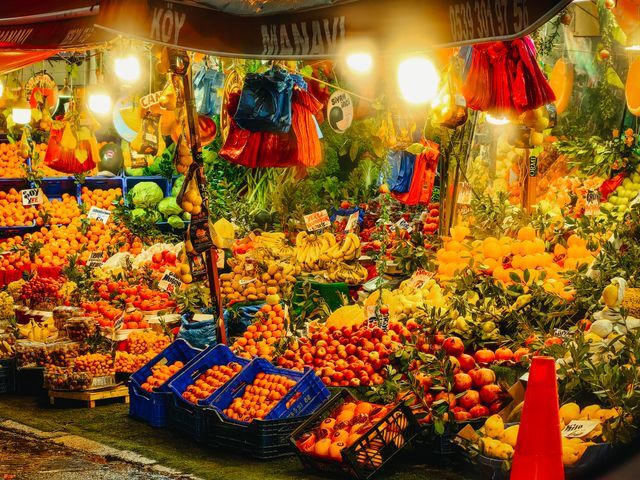 Bu sene pazarlarda ve marketlerde ürün bolluğu neden arttı, sizce sebebi ne?