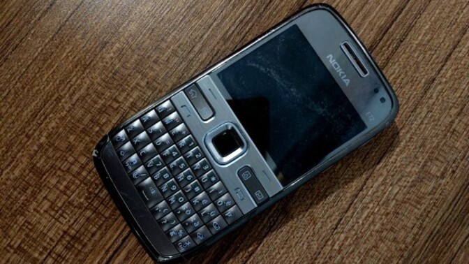 İlk telefonunu kaç yaşında aldın?