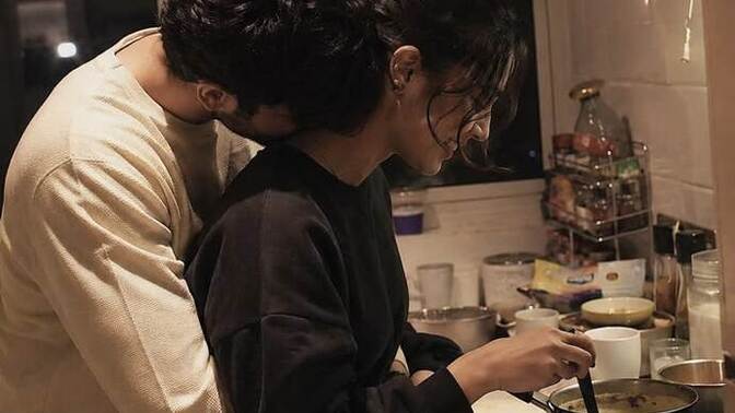 Sevgiliniz sizin için yemek yapmayı bilmeli mi?