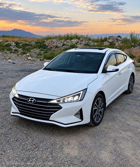 Hyundai Elantra (AD) kasa nasıl araba sizce?