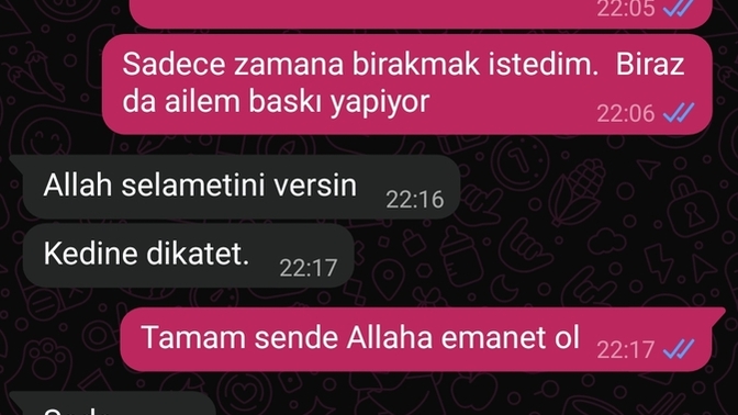 Yaş farkı yüzünden ayrıldık, ailem baskı yaptı; neden bu kadar üzüldüm, tekrar yazar mı?