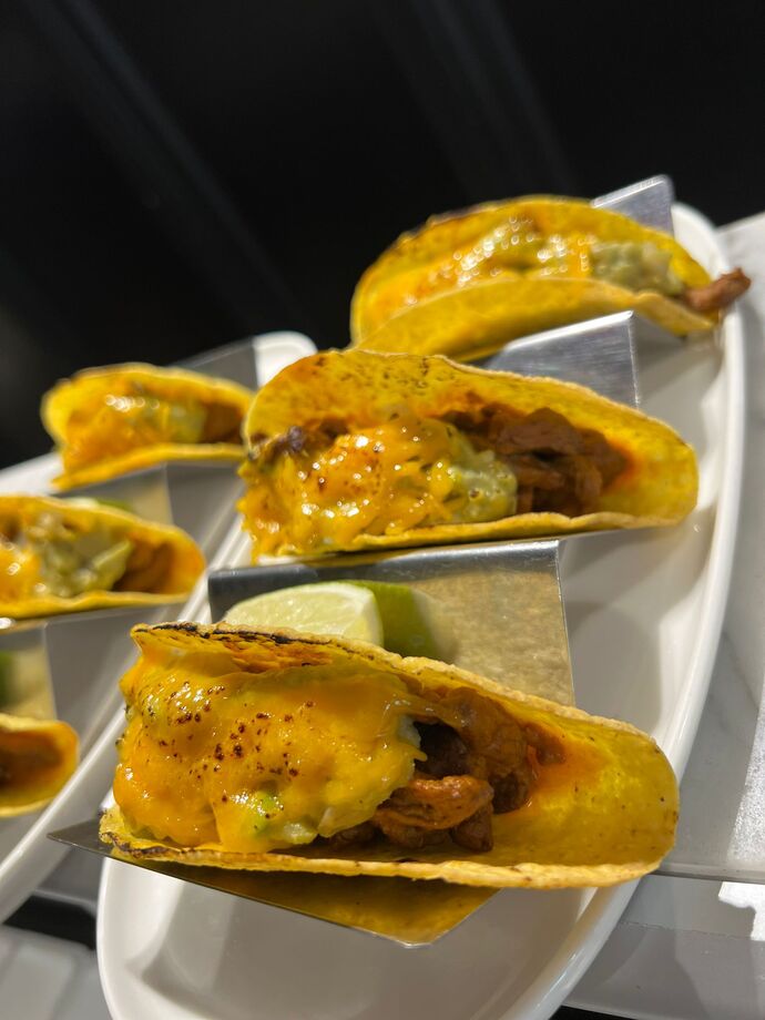 Taco sever misiniz KS üyeleri?