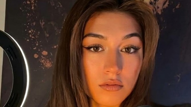 Tiktok'ta kızlara hediye gönderen erkek enayi midir?