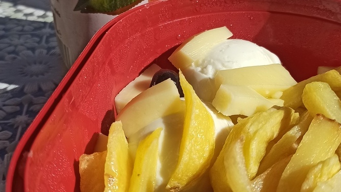 Kahvaltıda çay mı meyve suyu mu tercih edersiniz?