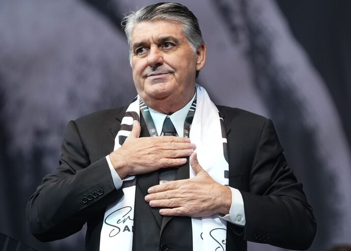 Serdal Adalı Yeniden Beşiktaş Başkanı Seçildi! Ne Düşünüyorsunuz?