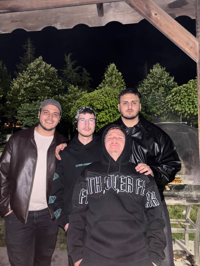 Acık olabilirsiniz