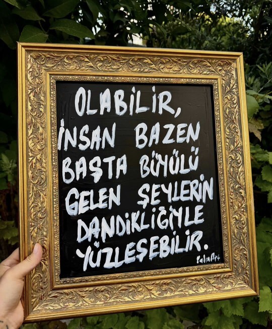 Hiç başta büyülü gelen bir şeyin sonradan ne kadar dandik olduğunu fark ettiniz mi?