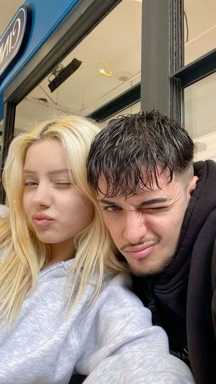 Esmer erkek sarışın kız nasıl olur?