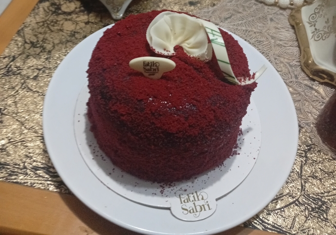 Bugün doğum günüm ama yalnızım, sizce ne yapmalıyım?