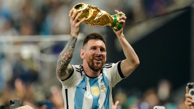 Messi Son Kez Sahada! Ne Düşünüyorsunuz?