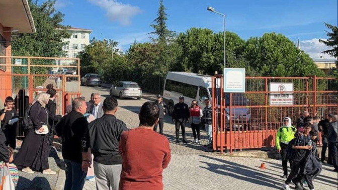 İstanbul'da okula saldırısında 1 öğrenci ölmüş, nereye kadar gidecek bu?