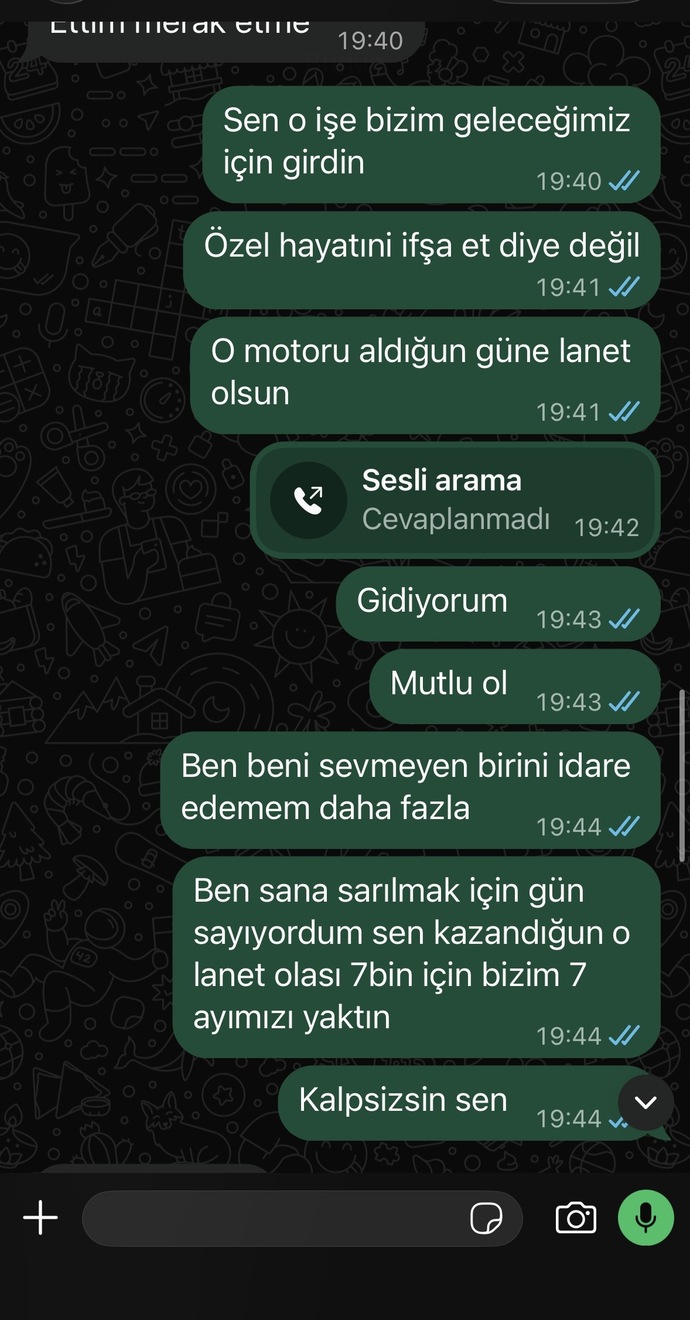 Sizce ayrılmak mi istiyor?