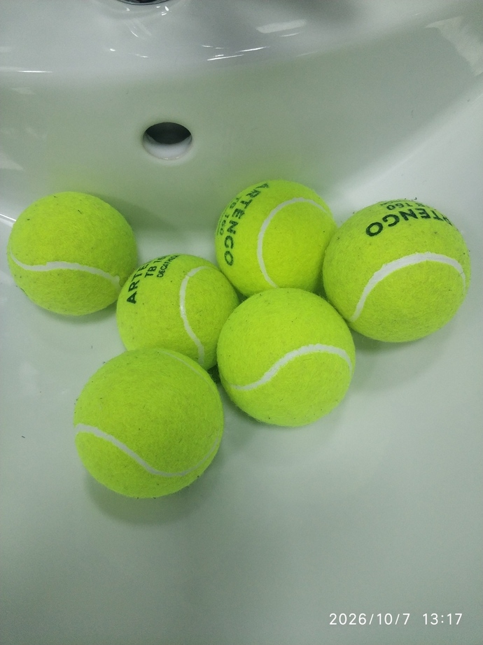 Kaz tüyü mont yıkamak için kullandığım tenis topları