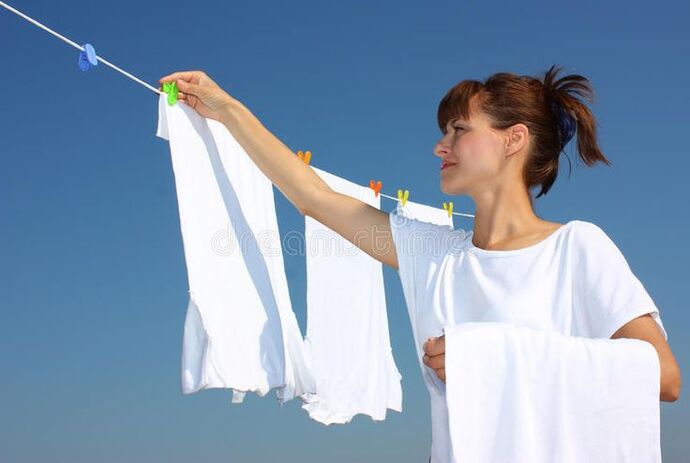 Çamaşırlar neden elektriklenir?