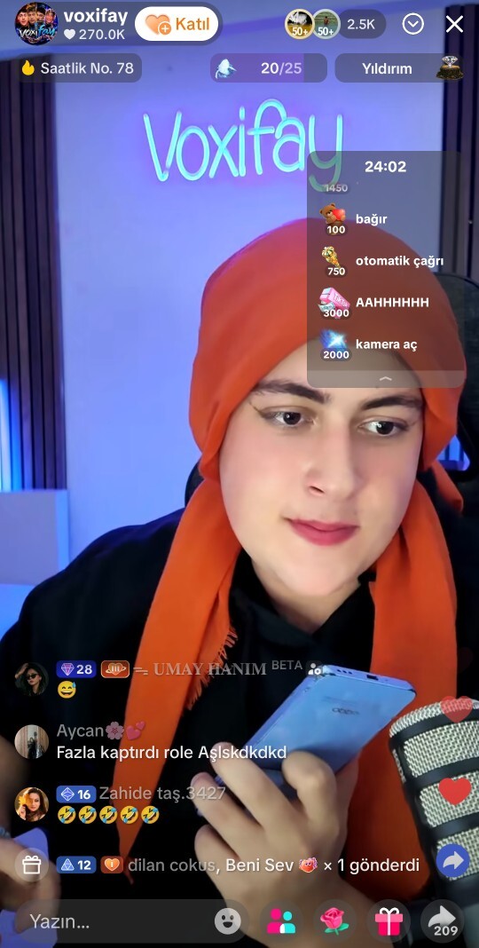 İzlemeyi sevdiğiniz yayıncılar var mı?