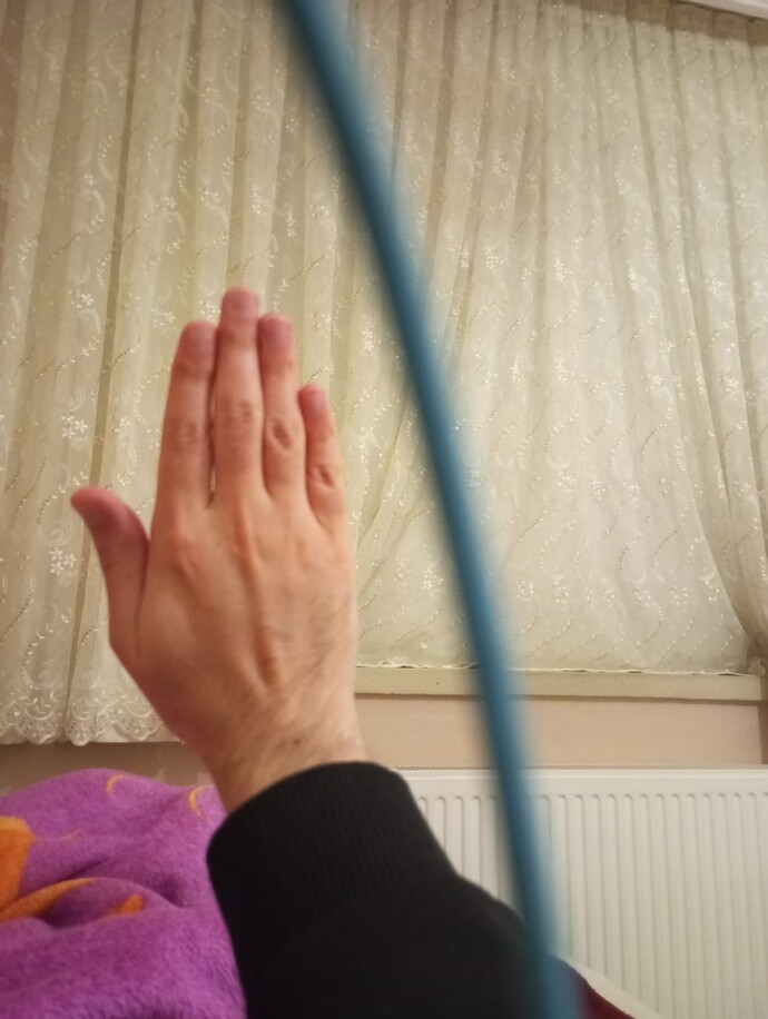 Ellerimizde Yüce Allahın ismi yazılı dikkat ettiniz mi?