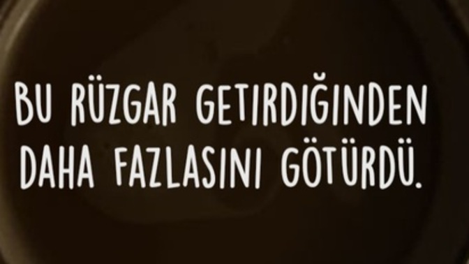 Hem yaptığı haksızlıklara acayip öfkeli olup hem de her detayıyla özlemek nasıl bir çelişkidir ya?