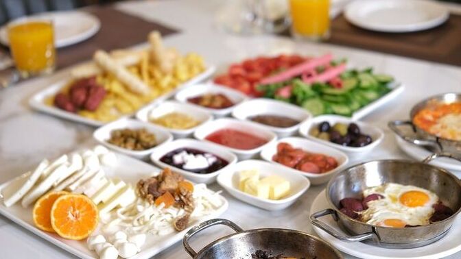 Günaydın sana kahvaltına gelsem bana ne hazırlarsın?