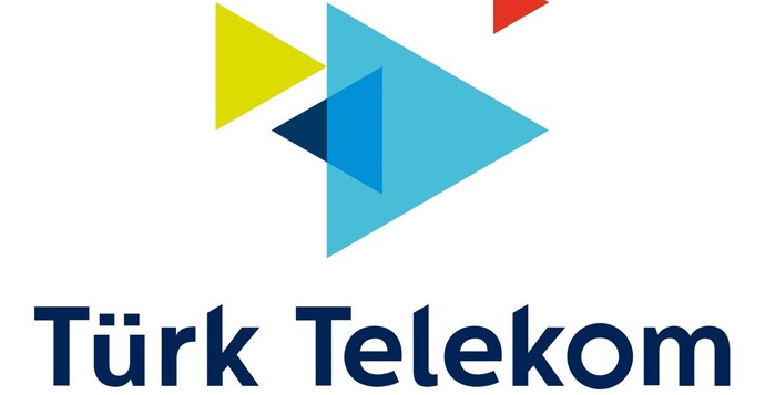 TURKNET aboneliğim bitmek üzere. Uzun süreli kesintiler bıktırdı. Sizce en iyi İNTERNET SAĞLAYICI hangisi?