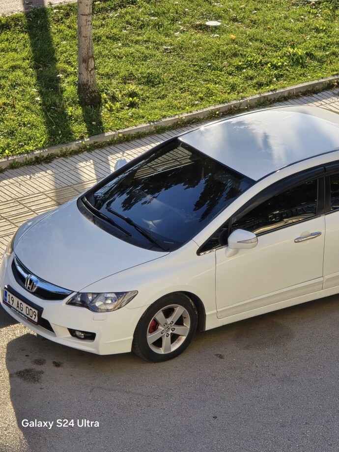 Bir arabaya en çok hangi renk yakışıyor sizce🚗🚘?