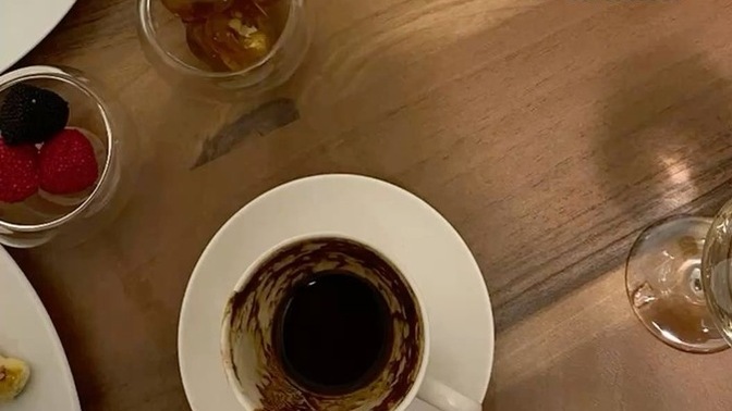 Bir insanda ilk dikkatini çeken şey ne?